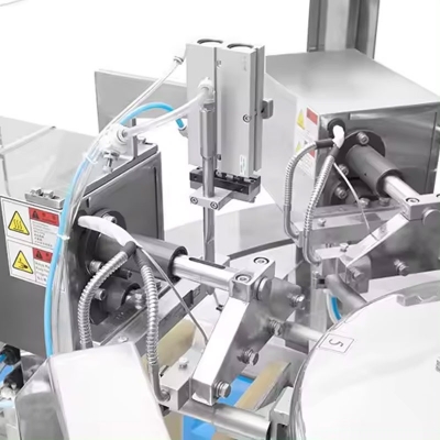 Pouch Packing Machine